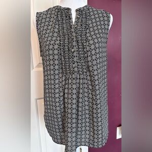 Ann Taylor LOFT Sleeveless Floral Smocked Blouse